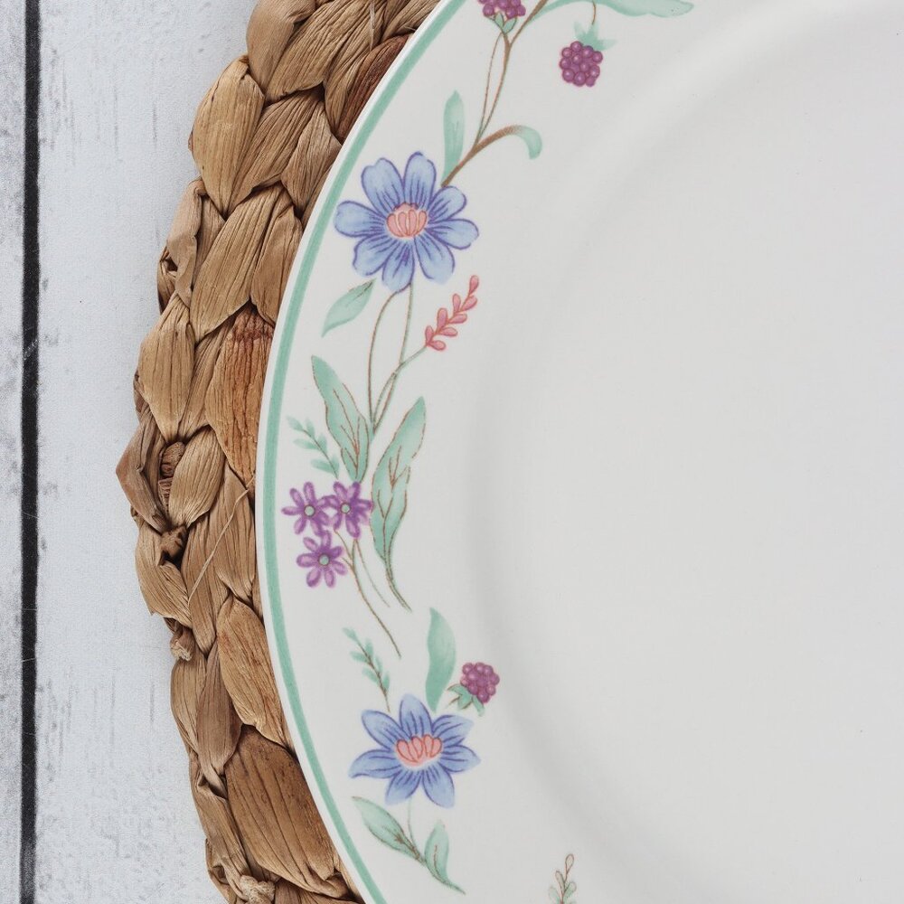 Vintage Oneida Ava Dinner Plate 11"in, Blue & Purple Flowers, Green Band - Picture 3 of 5